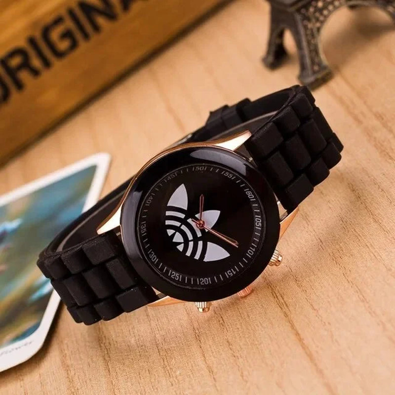 Elegant and Sporty Women's Watch - Silicone and Quartz Design